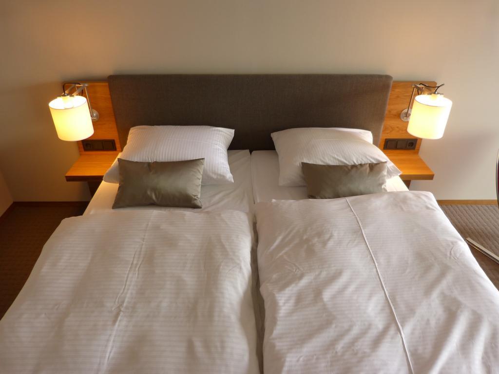 Rainvilles Elbterrassen Hamburg-Harburg Kamer foto